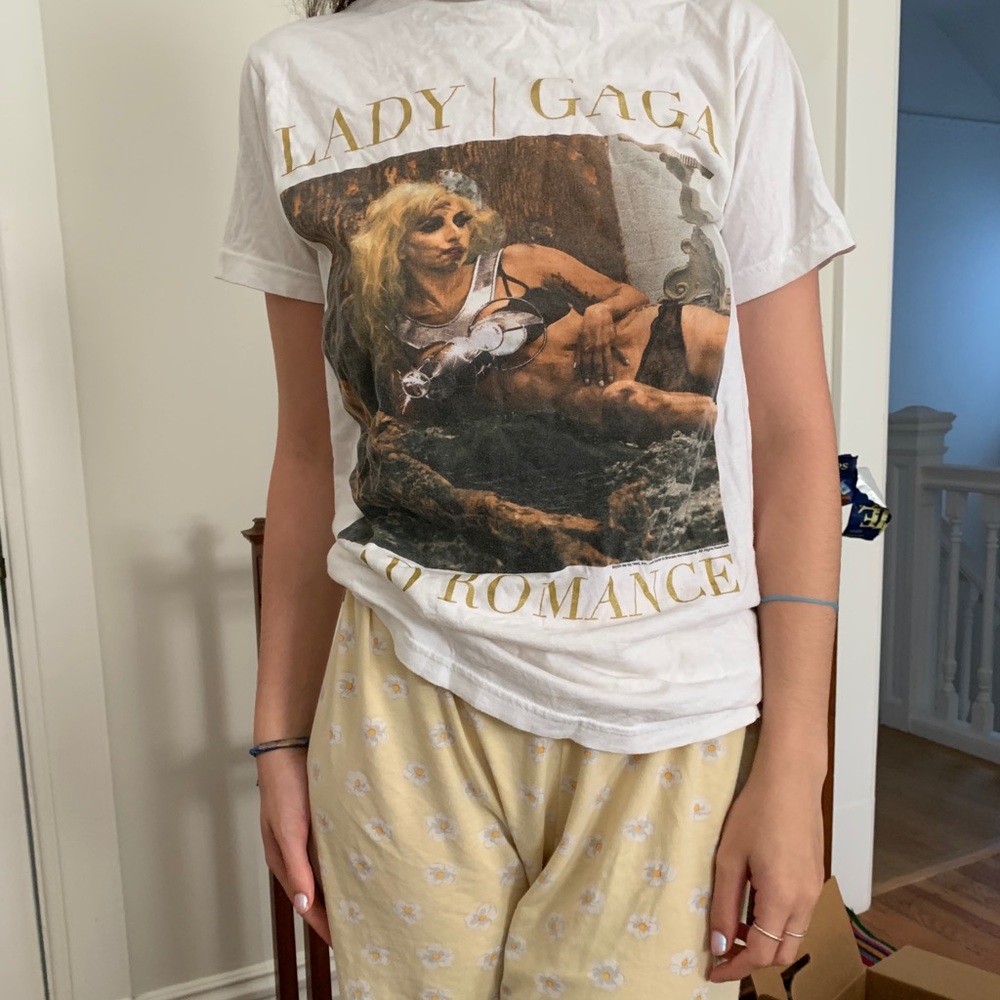 lady gaga t shirt